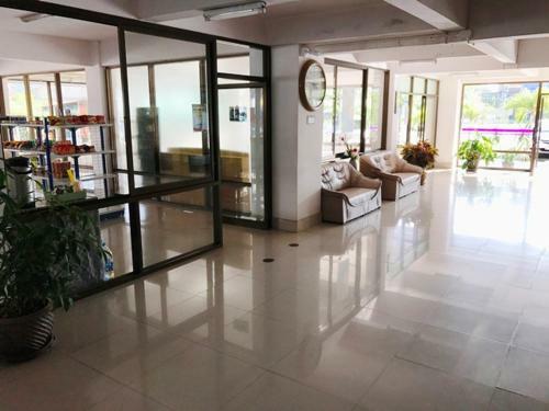 Premier Hotel Nakhon Si Thammarat