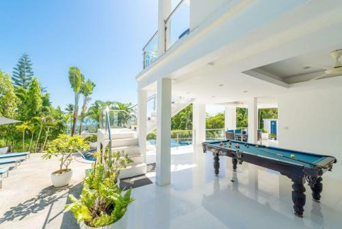White Stone - Luxurious Villa With Sunset Views