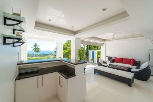 White Stone - Luxurious Villa With Sunset Views