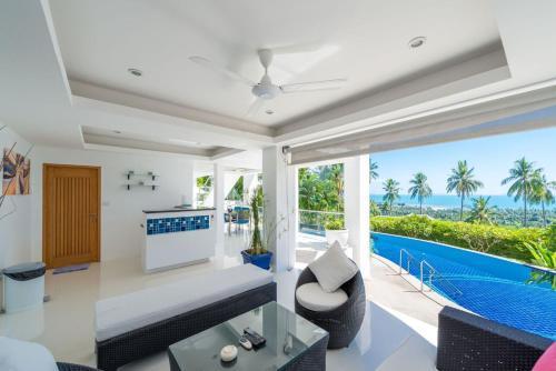 White Stone - Luxurious Villa With Sunset Views