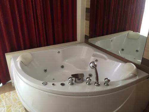 Steak And Co. Boutique Hotel