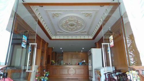 Hotel Monrawee Pavilion Resort