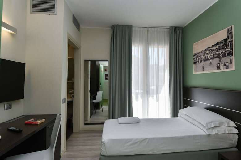 Vienna Hotel