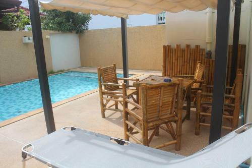 Jamies Villas