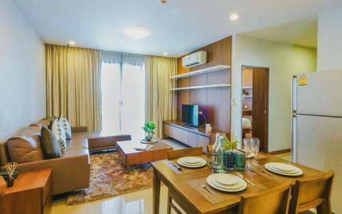 Sunshine Hotel & Serviced Apartment
