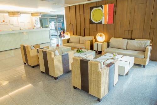 Sunshine Hotel & Serviced Apartment