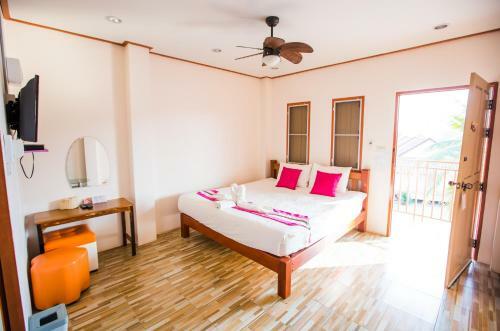 Hotel Pasathai Resort