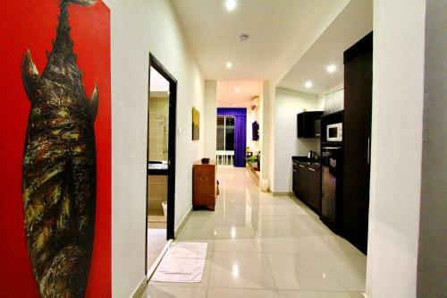 Hotel East Suites