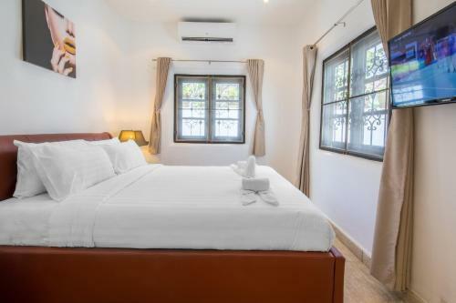 Walking Street Pool Villa Pattaya