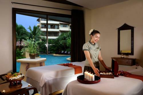 Walking Street Pool Villa Pattaya