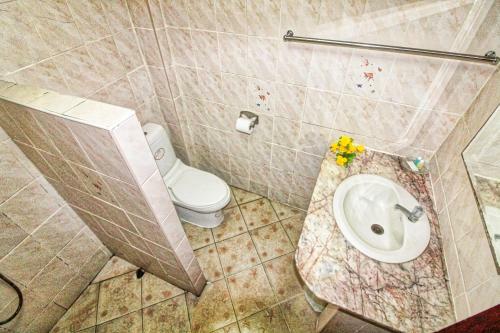 Posada Phratamnak Inn - 100 Meter From Beach