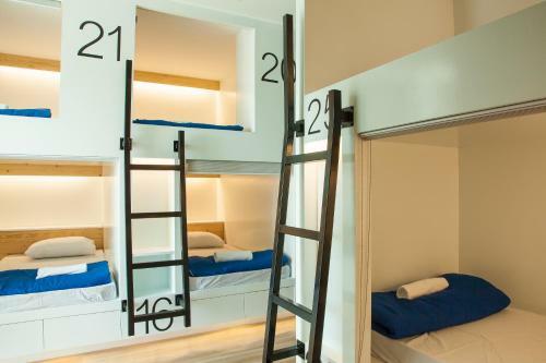 Travel Light Hostel Pattaya