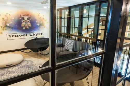 Travel Light Hostel Pattaya