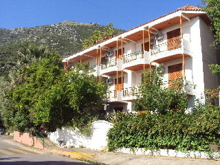 Alexandros Hotel