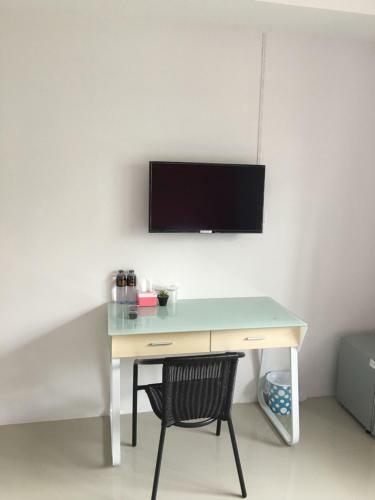 Hotel Me Home Suratthani