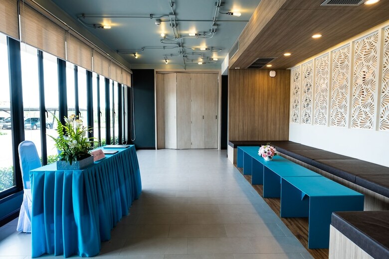 S.22 Hotel Suratthani