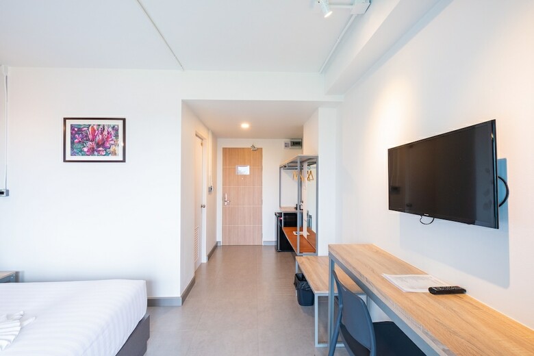 S.22 Hotel Suratthani