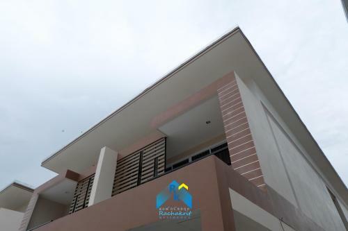 Albergue Rachakrit Residence