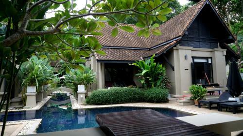 Lodge Montra Hotel