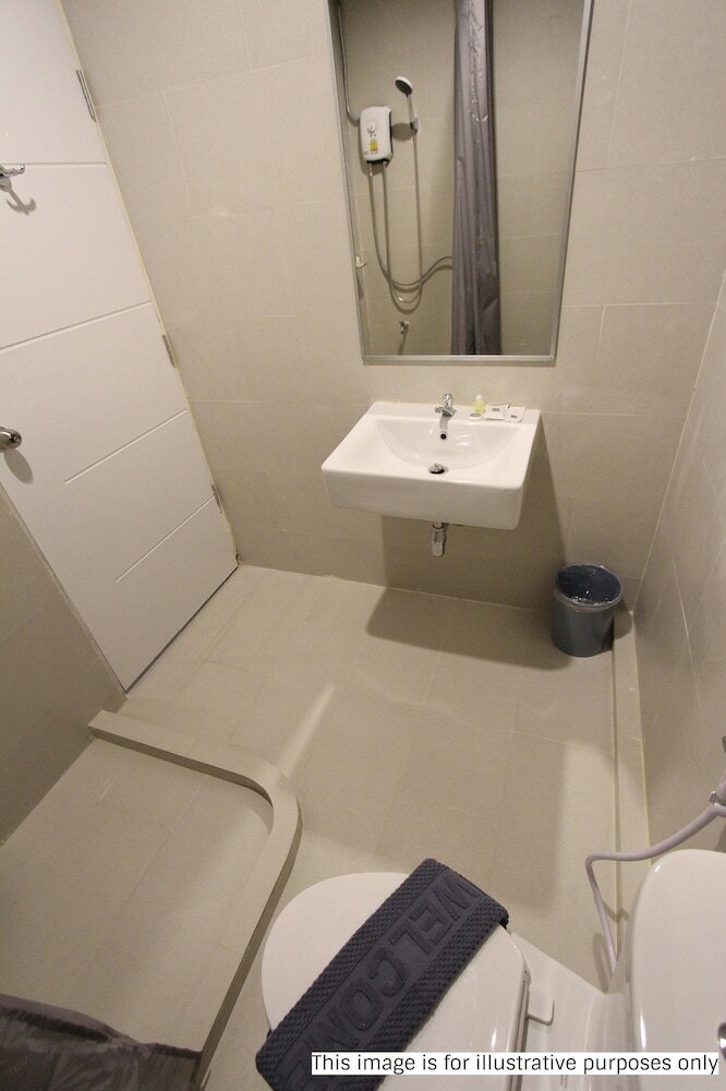 Rajthani Hotel
