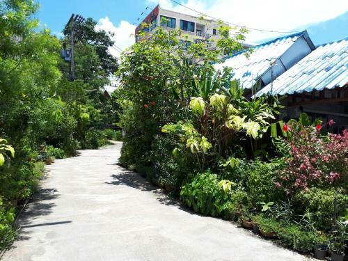 Hotel Kanjana Resort