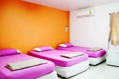 We Train Hotel Don Muang