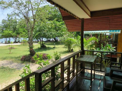 Bed & Breakfast Bangbaobeach Resort