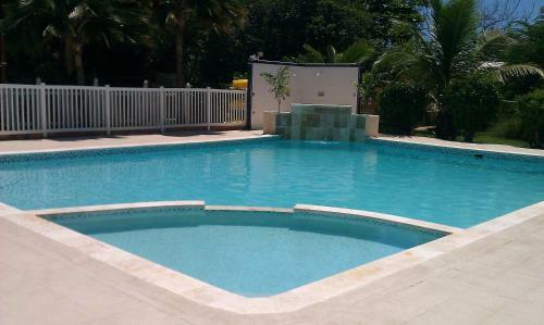 Hotel Combate Beach Resort