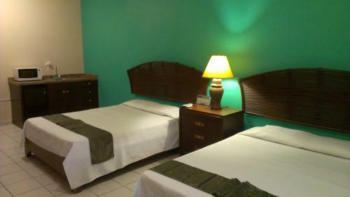 Hotel Combate Beach Resort