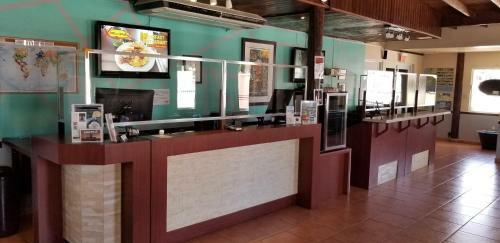 Hotel Combate Beach Resort