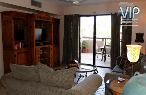 Villa Crescent Cove 68