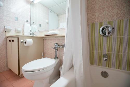 Aparthotel Ocean View Deluxe Suite: Pvt. Beach & Pool