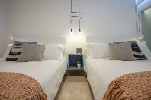 Aparthotel Ocean View Deluxe Suite: Pvt. Beach & Pool