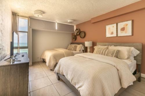 Aparthotel Ocean View Deluxe Suite: Pvt. Beach & Pool