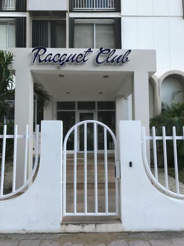 Racquet Club Apartment