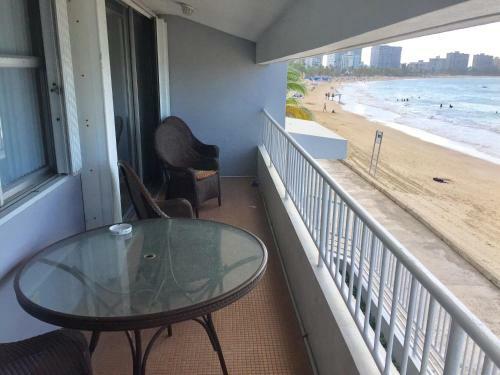 Playa Mar Beachfront Apartment At Isla Verde