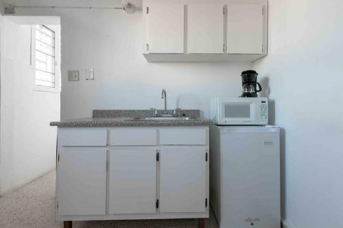 Hostal Cacique 2260