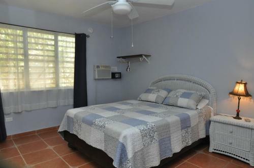 Hostal Isla Hermosa Guesthouse