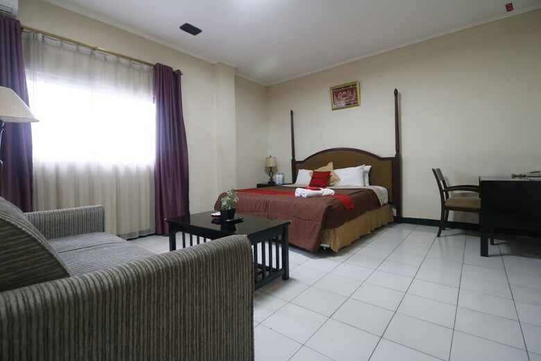 Hotel Reddoorz Plus @ Jalan Raden Intan Lampung