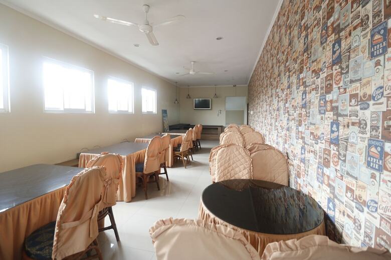 Hotel Reddoorz Plus @ Jalan Raden Intan Lampung