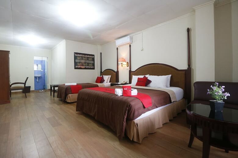 Hotel Reddoorz Plus @ Jalan Raden Intan Lampung