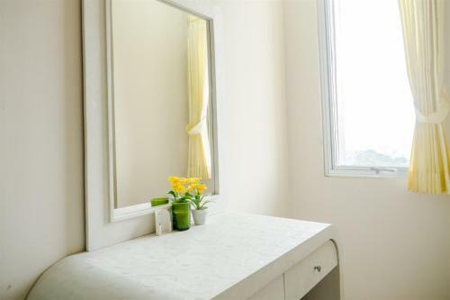 Strategic 2br At Sudirman Suite Apartment By Travelio