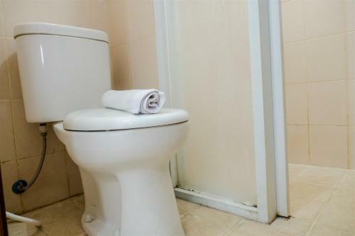 Strategic 2br At Sudirman Suite Apartment By Travelio