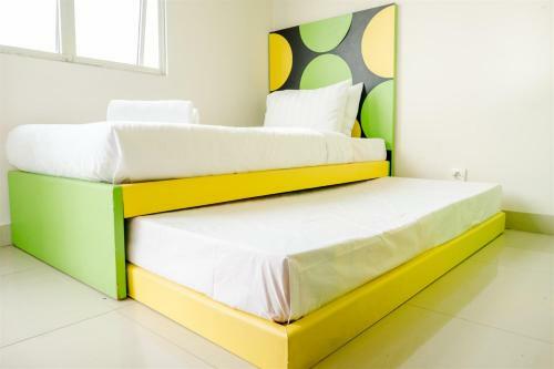 Strategic 2br At Sudirman Suite Apartment By Travelio