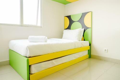 Strategic 2br At Sudirman Suite Apartment By Travelio