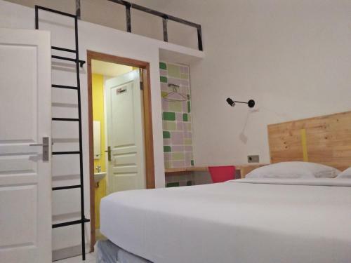 Hostal Retropoint Bnb