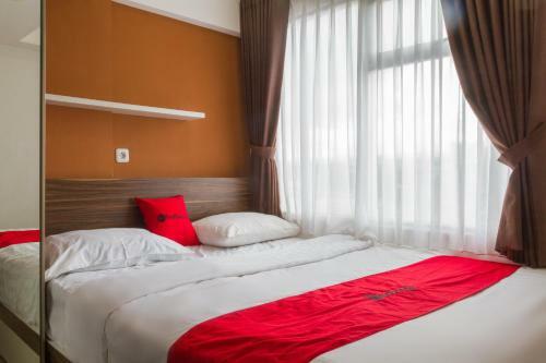 Hotel Reddoorz Apartment @ Jarrdin Cihampelas