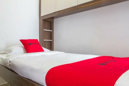 Hotel Reddoorz Apartment @ Jarrdin Cihampelas