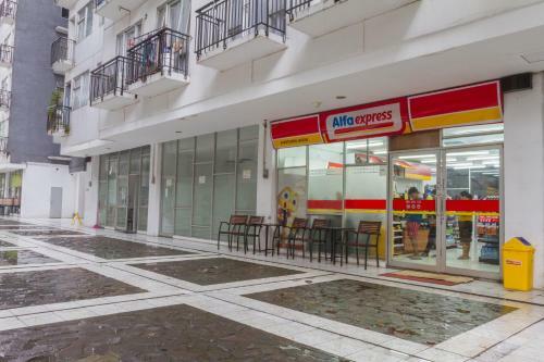 Hotel Reddoorz Apartment @ Jarrdin Cihampelas