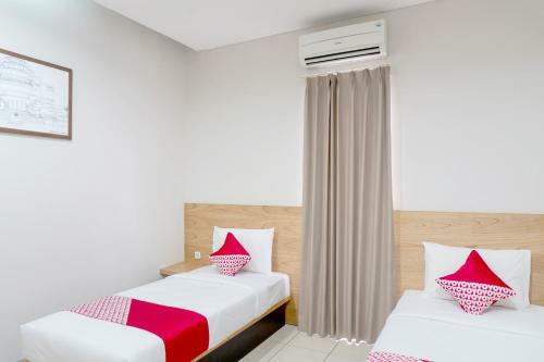Hostal Oyo 794 Ln 9 Bandung Residence